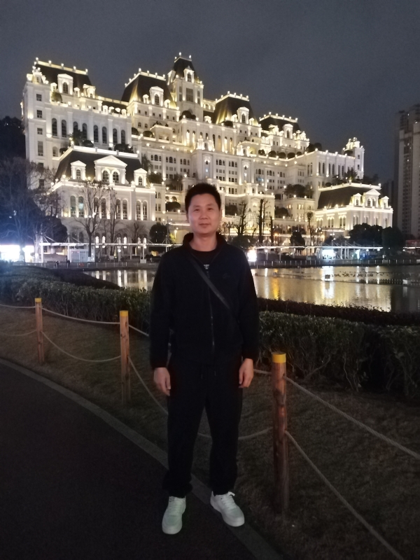 另一半的她的第三张照片--攀枝花王婆说媒